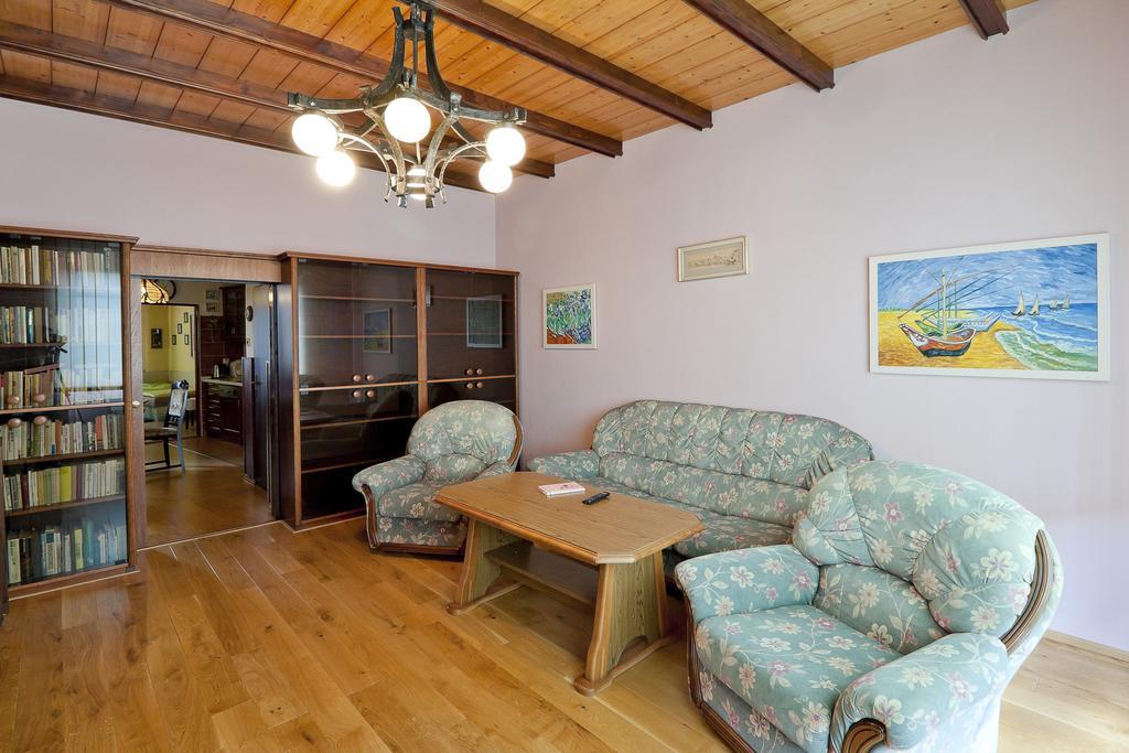 Pension Cizek Микулов Экстерьер фото