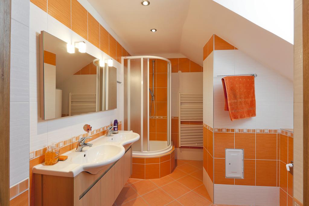 Pension Cizek Микулов Экстерьер фото